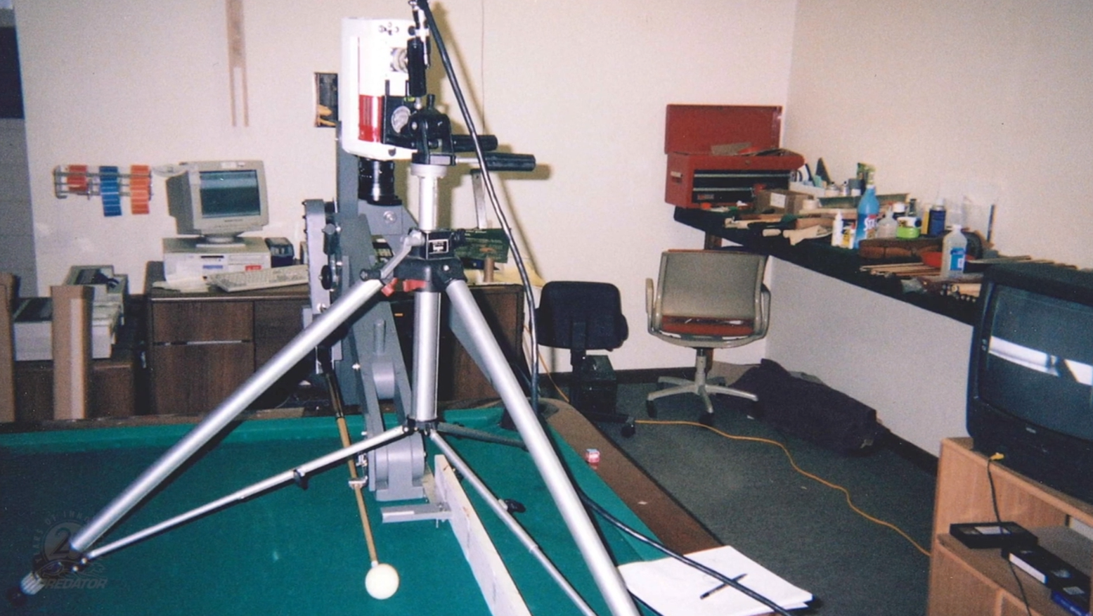 Mechanical Device for Shooting a Pool Cue Stick